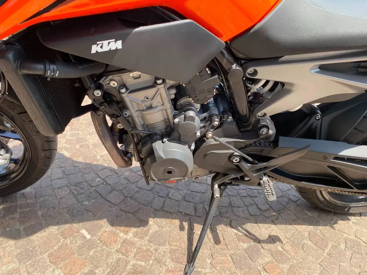 KTM 790 Duke L (2023 - 24) (8)