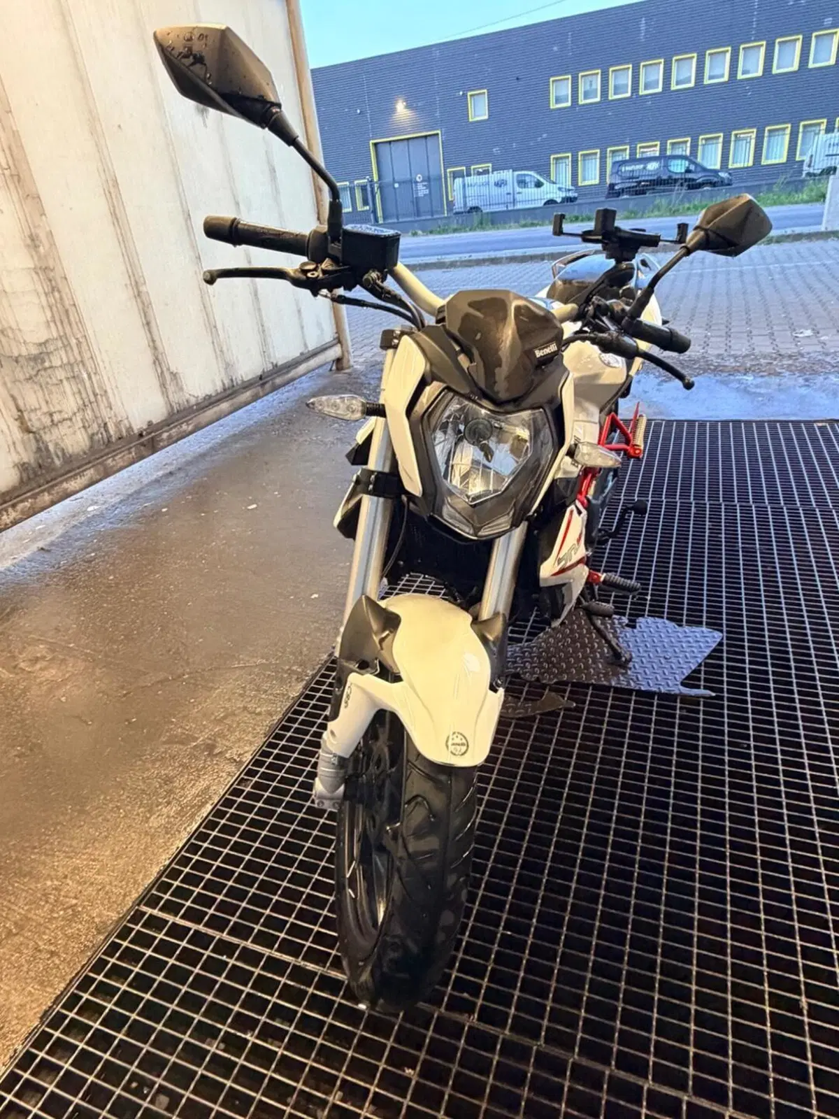 Benelli BN 125 (2018 - 20) (7)