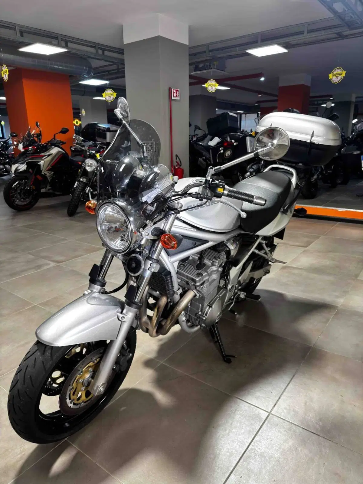 Suzuki GSF 650 Bandit (2005 - 06) (3)