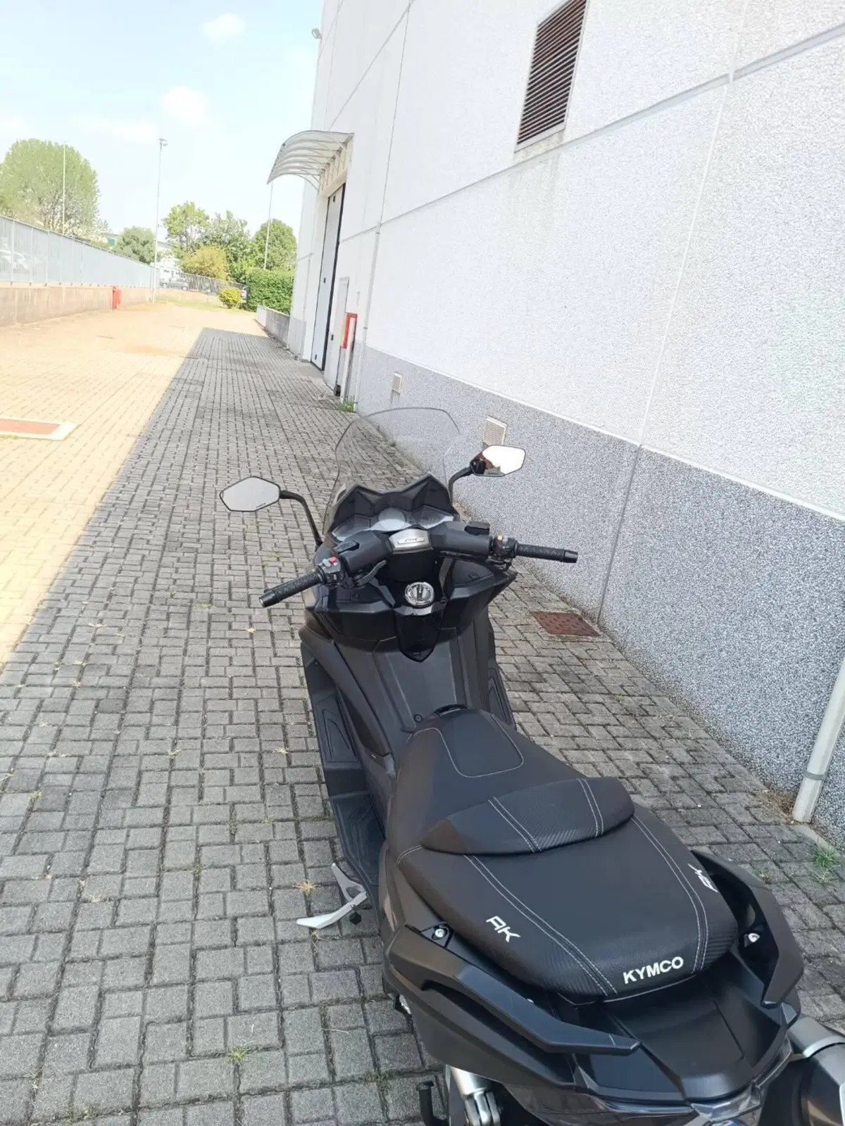 Kymco AK 550 ETS (2021 - 26) (4)