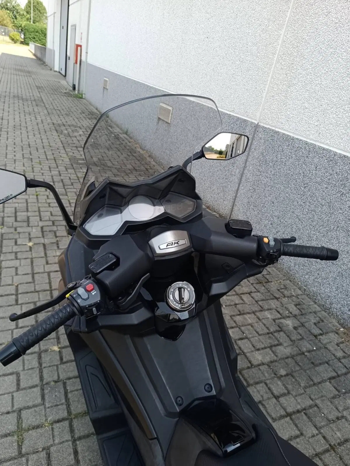 Kymco AK 550 ETS (2021 - 26) (10)