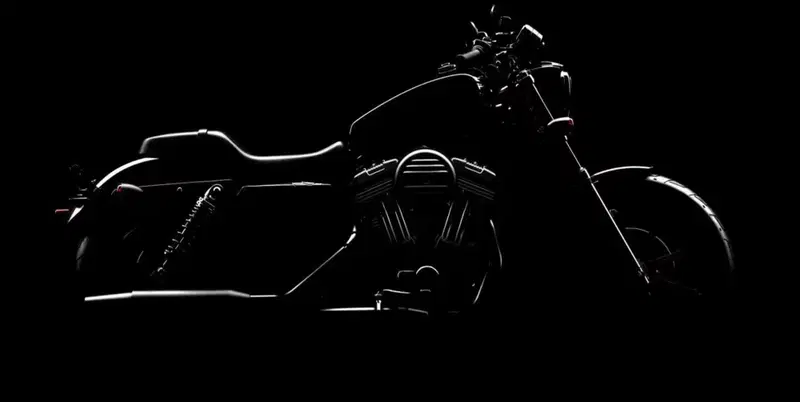 L'elegante silhouette della prossima Harley Sportster