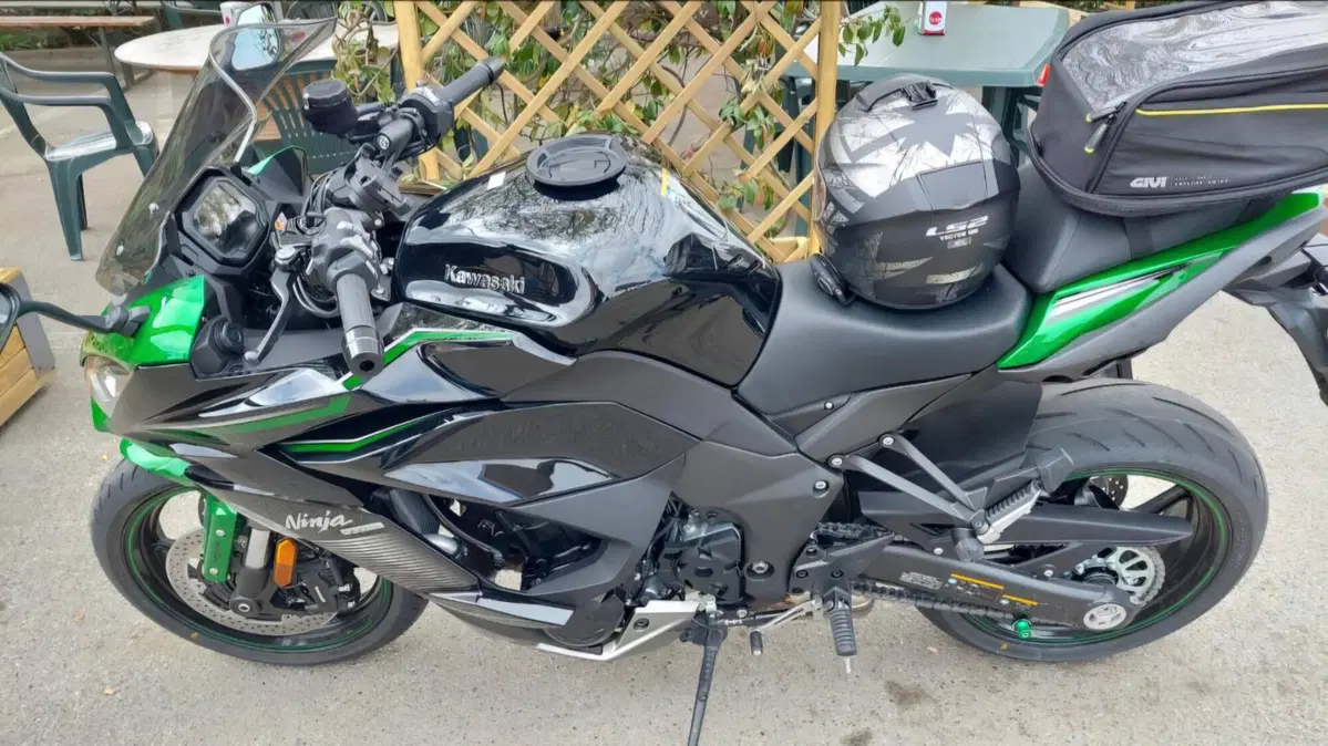 Kawasaki Ninja 1000 SX Tourer (2021 - 24) (2)
