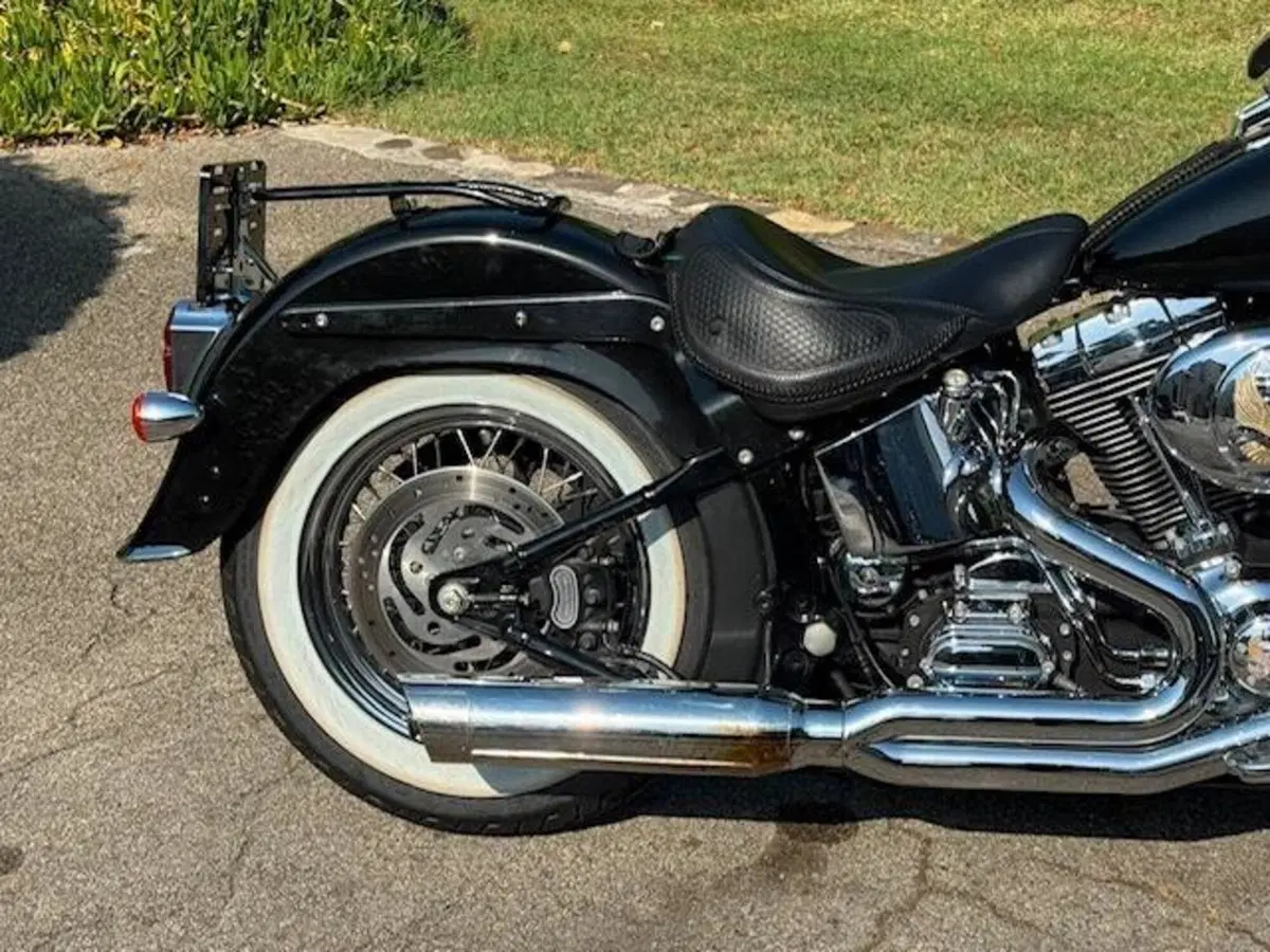 Harley-Davidson 1450 Deluxe (2005 - 06) - FLSTNI (16)
