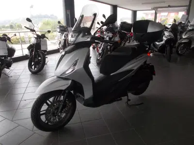 Piaggio Beverly 300 S ABS-ASR (2021 - 25) usata