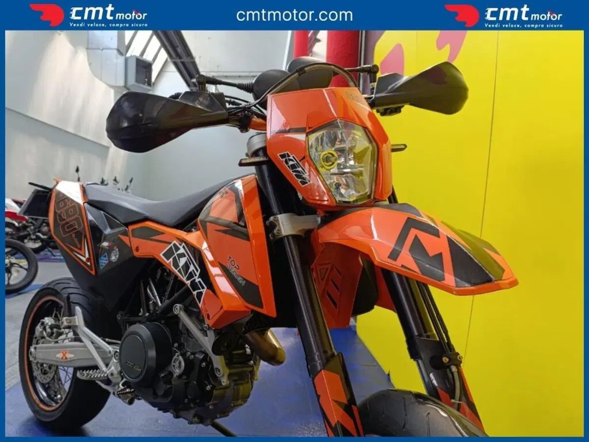 KTM 690 SMC (2008- 11) (8)