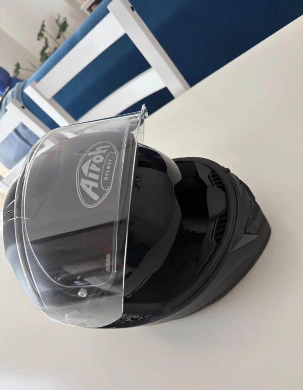 Casco integrale Airoh con interphono (11)