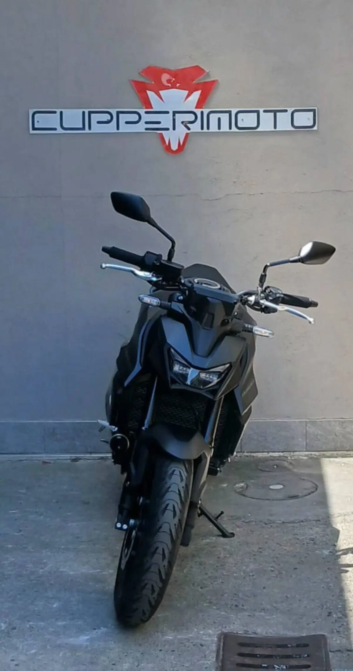 Honda CB 750 Hornet (2025) (2)