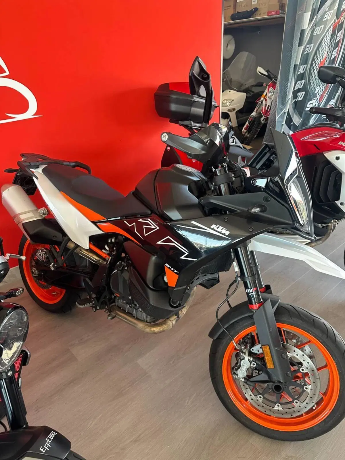 KTM 890 SMT (2023 - 25) (2)