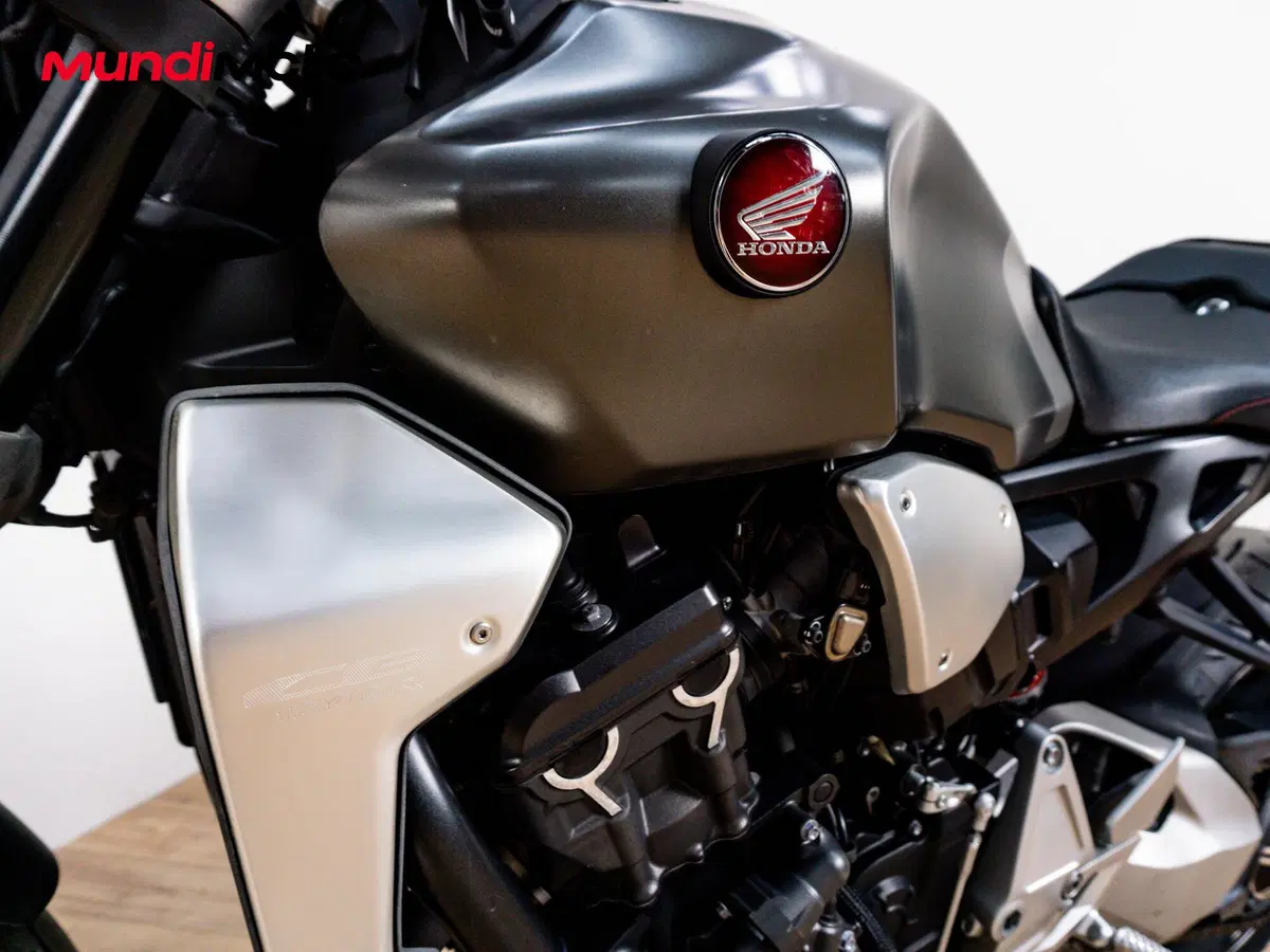 Honda CB 1000 R ABS (2011 - 17) (9)