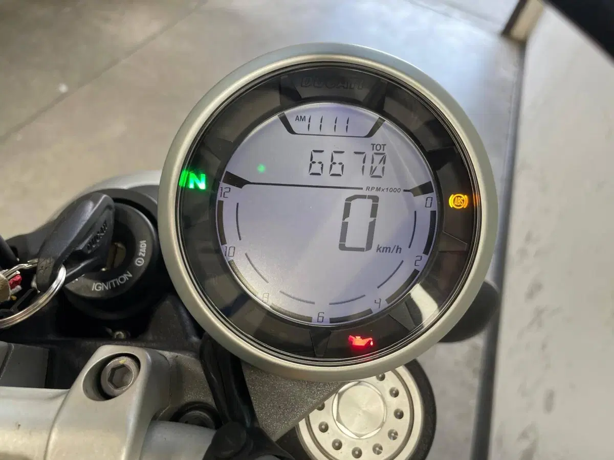 Ducati Scrambler 800 Classic (2015 - 16) (3)