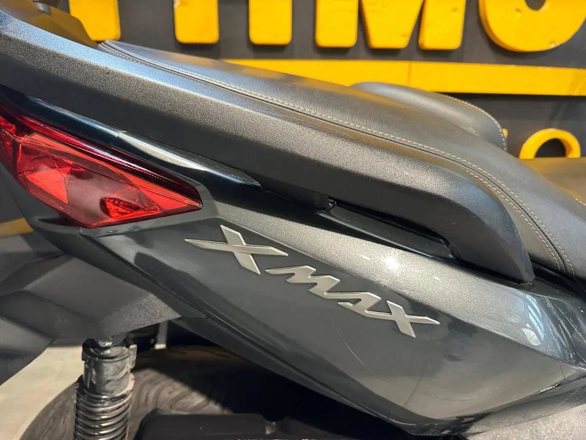 Yamaha X-Max 400 ABS (2017 - 20) (7)