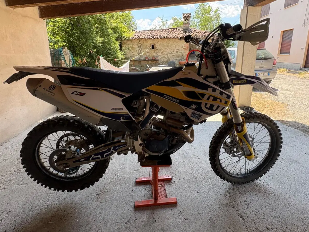 Husqvarna FE 250 (2014) (2)