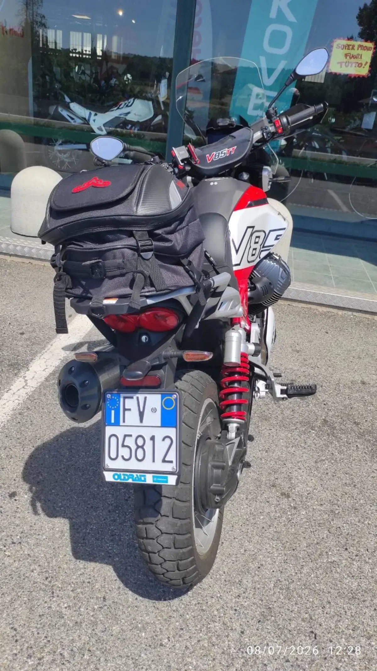 Moto Guzzi V85 TT (2024 - 26) (8)