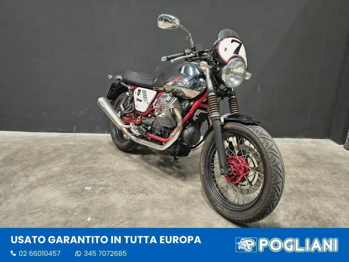 Moto Guzzi V7 Racer (2012 - 14) (2)