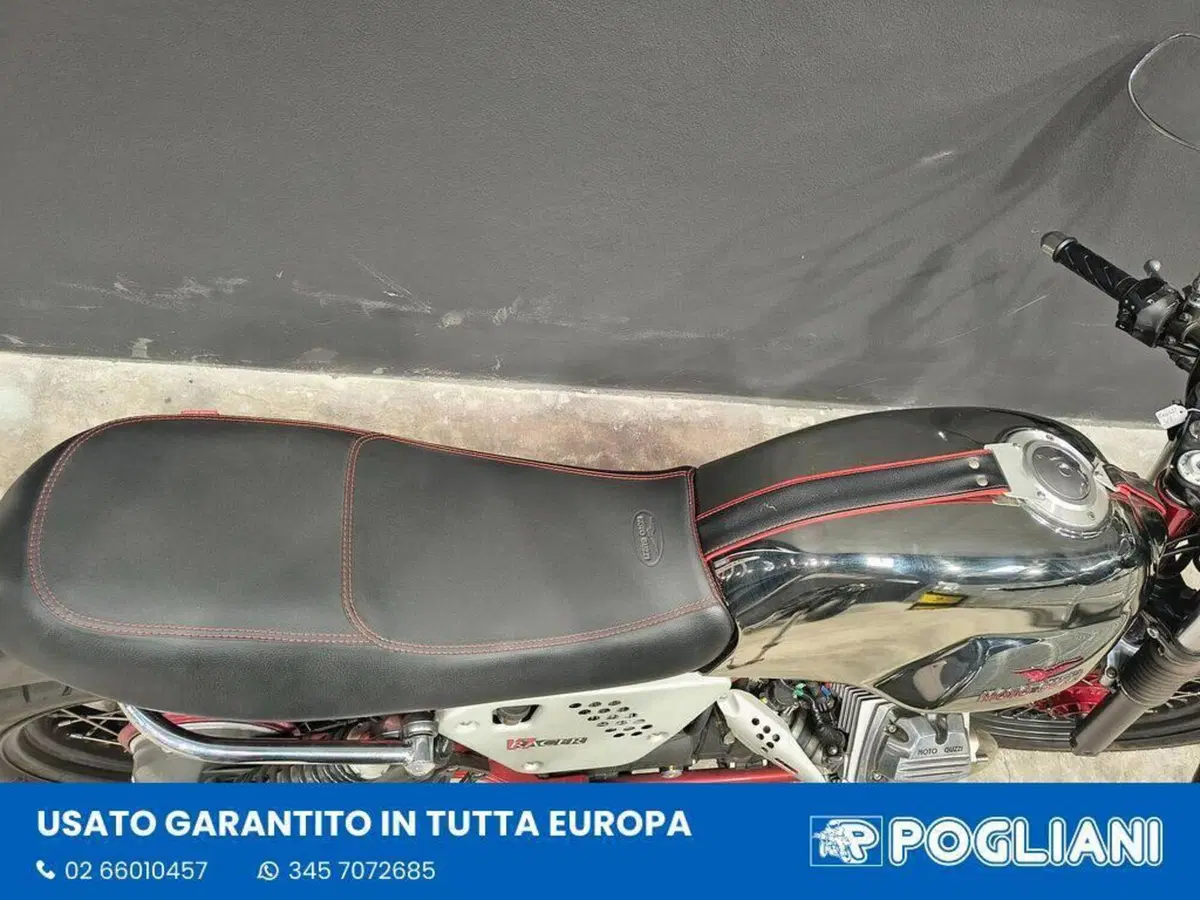 Moto Guzzi V7 Racer (2012 - 14) (9)