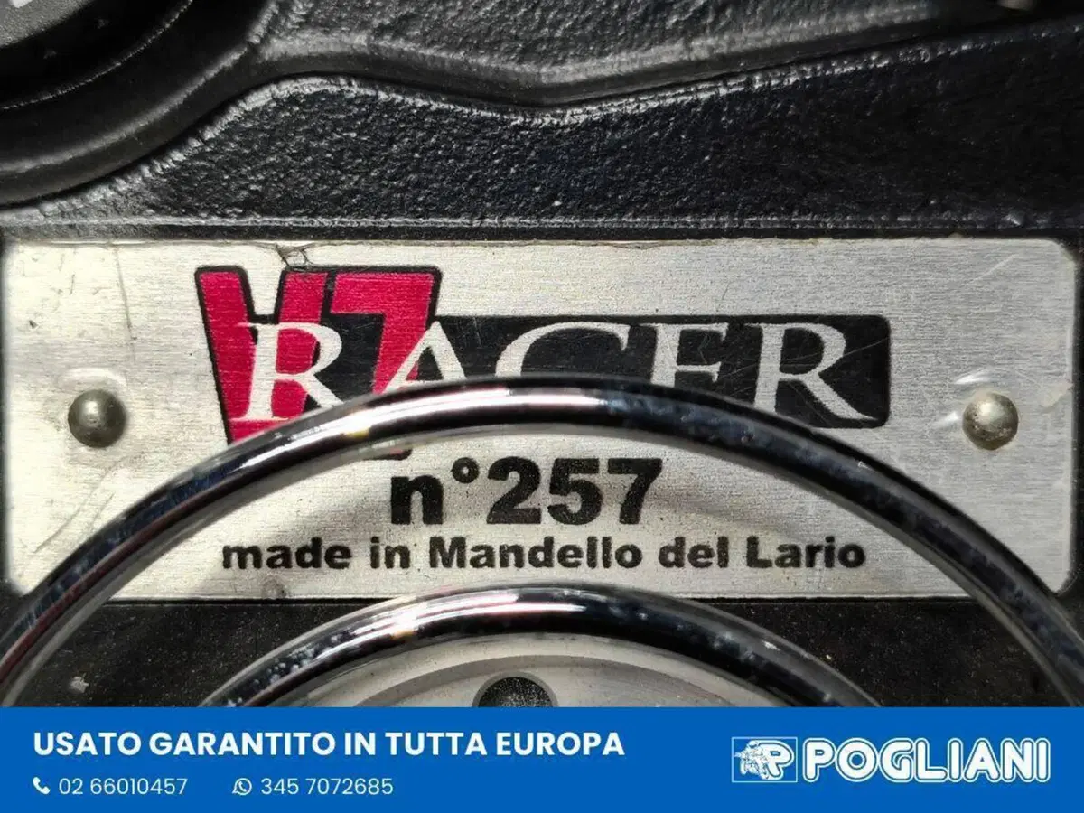 Moto Guzzi V7 Racer (2012 - 14) (11)