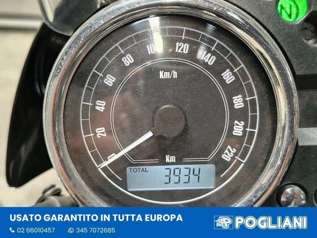 Moto Guzzi V7 Racer (2012 - 14) (13)