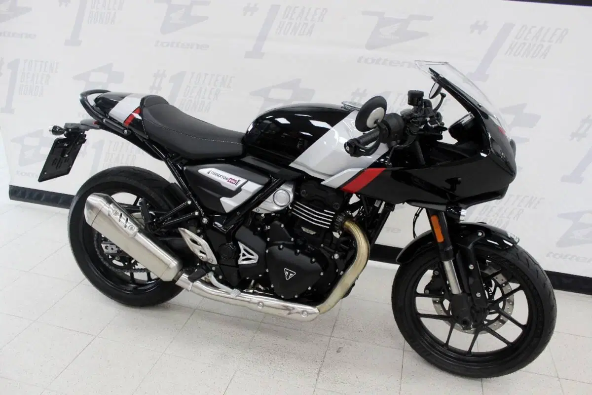 Triumph Thruxton 400 (2026) (3)