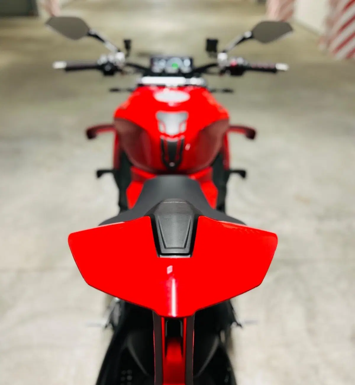 Ducati Streetfighter V4 S (2025 - 26) (2)