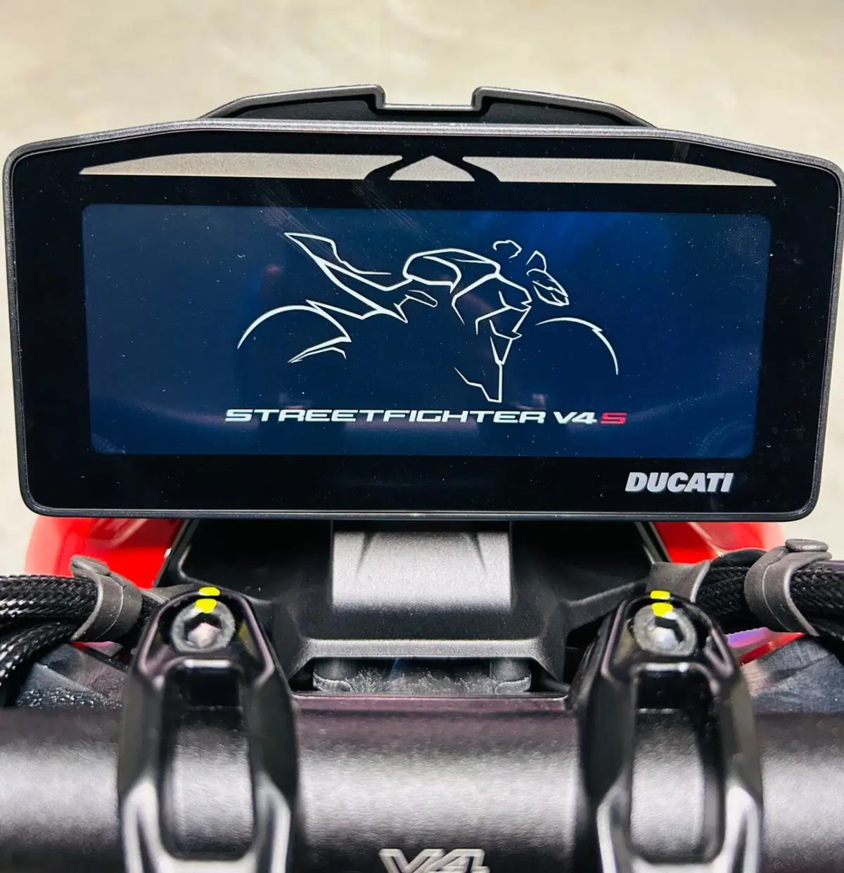 Ducati Streetfighter V4 S (2025 - 26) (5)