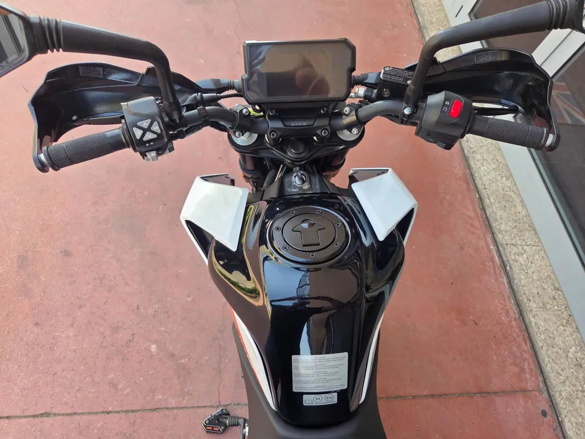 KTM 390 Duke (2021 - 23) (8)
