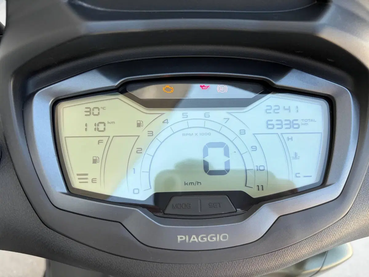 Piaggio Beverly 300 S ABS-ASR (2021 - 25) (4)