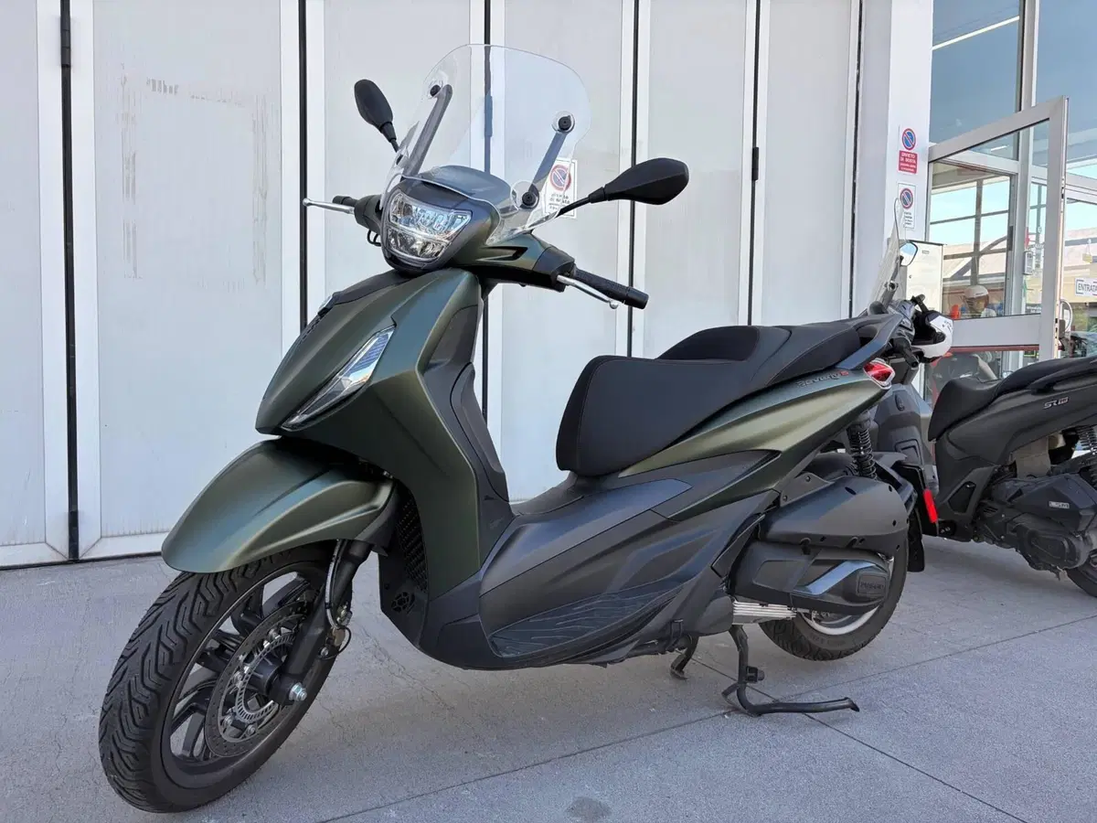 Piaggio Beverly 300 S ABS-ASR (2021 - 25)