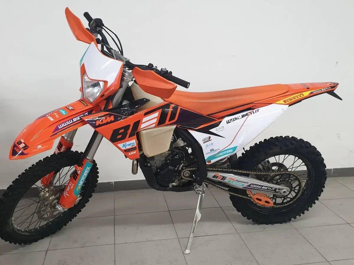 KTM 250 EXC-F (2024) (2)