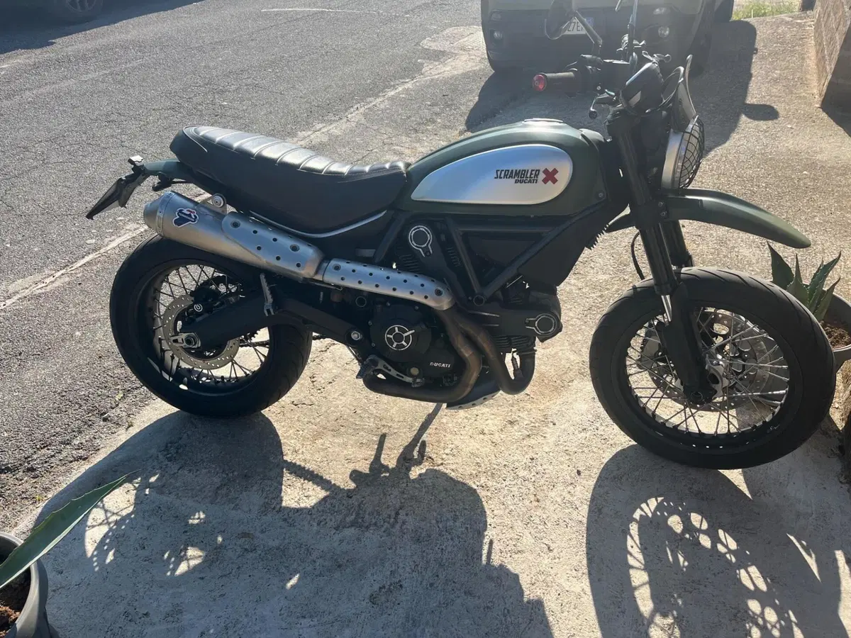 Ducati Scrambler 800 Urban Enduro (2015 - 16)