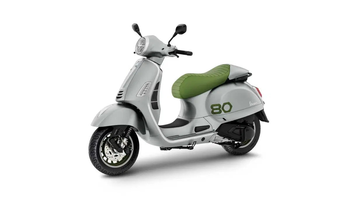 Vespa GTS 310 GTS 310 Edizione Ottantesimo (2026) (6)