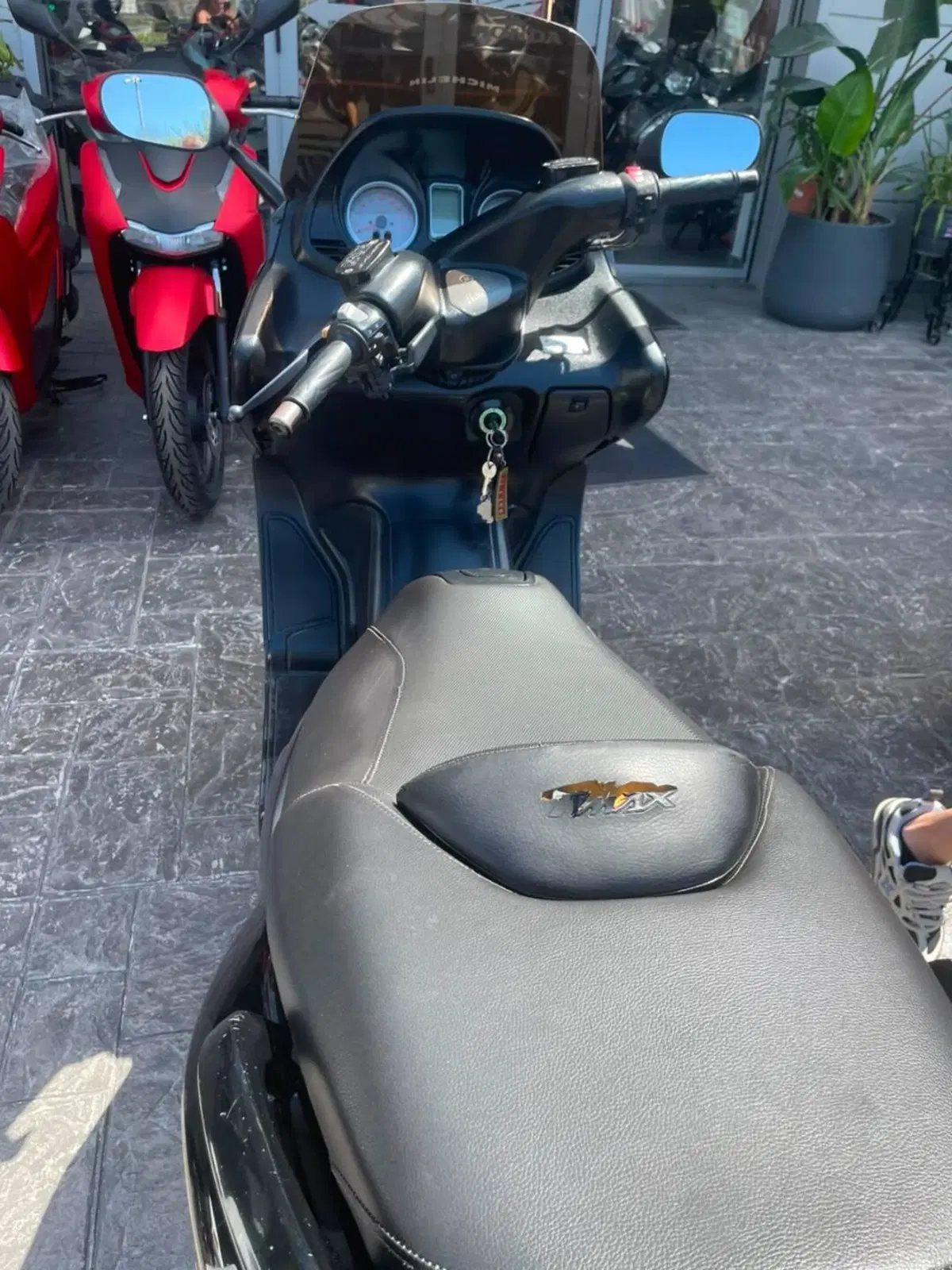 Yamaha T-Max 500 (2004 - 07) (5)