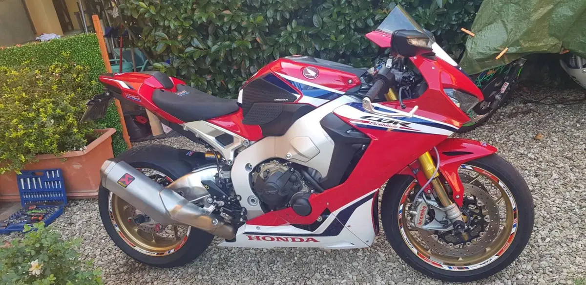 Honda CBR 1000 RR Fireblade SP (2017 - 19) (7)
