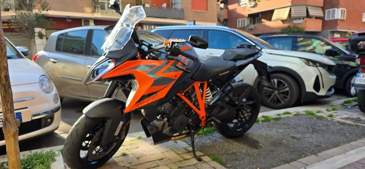 KTM 1290 Super Duke GT (2022 - 25) (3)