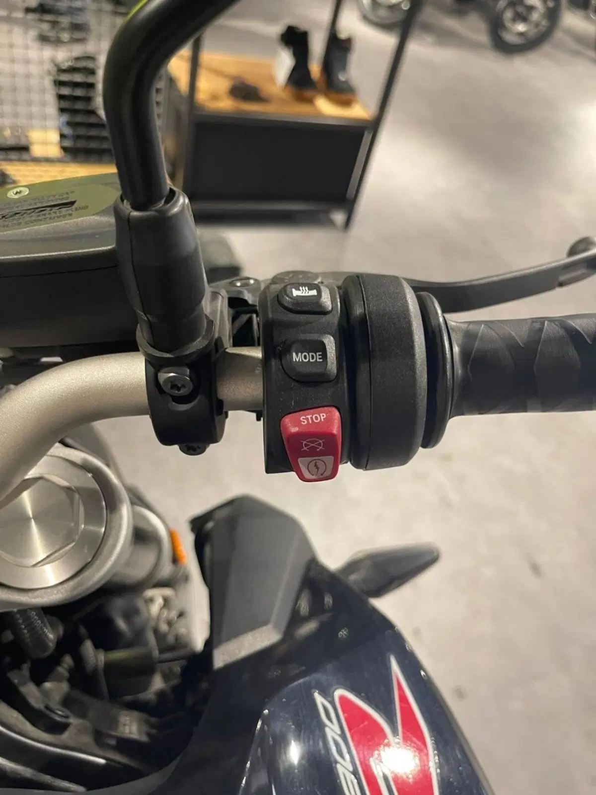 Bmw F 900 R (2021 - 24) (8)