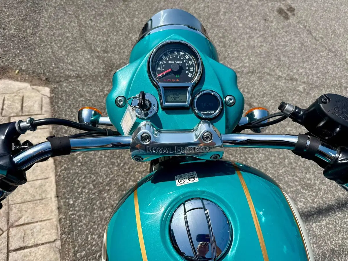 Royal Enfield Classic 650 (2025 - 26) (5)