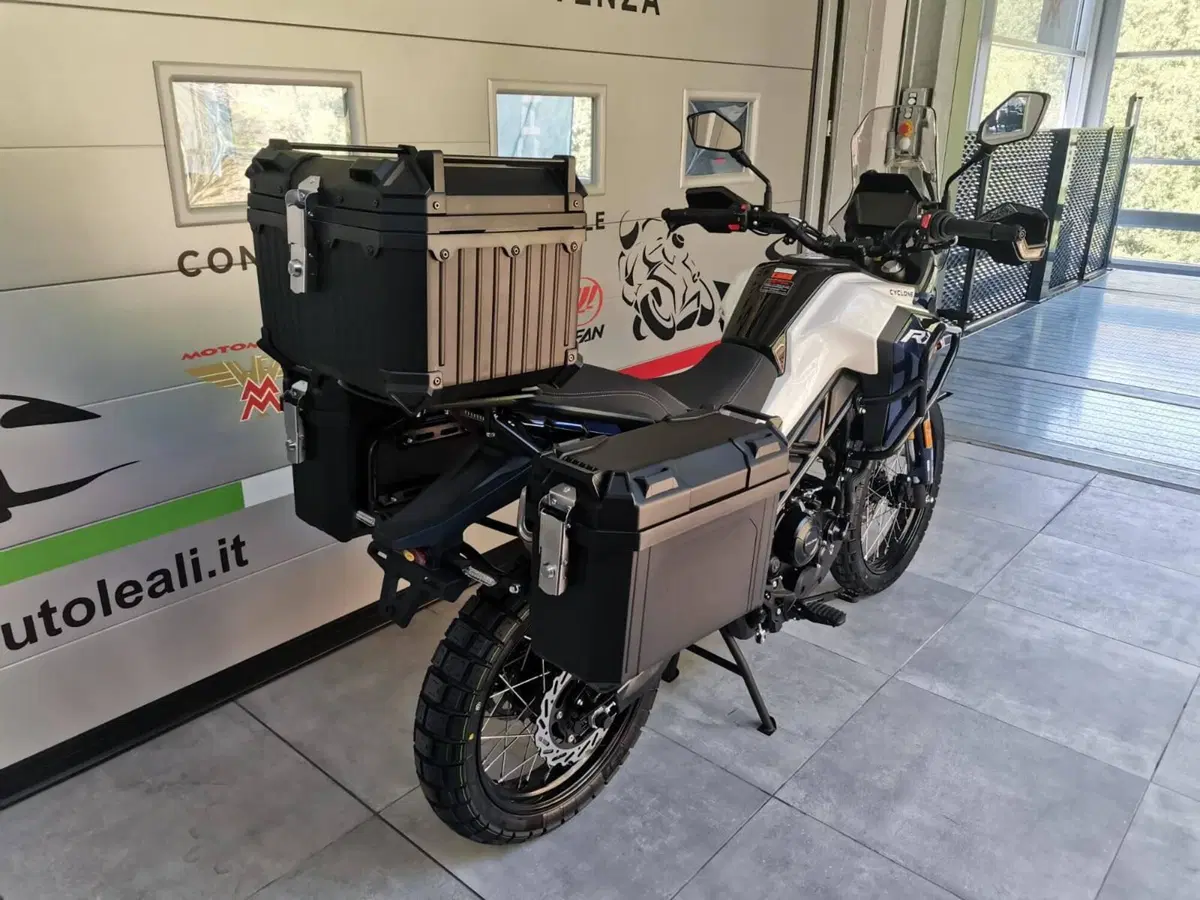 Cyclone RX2 (2026) (17)