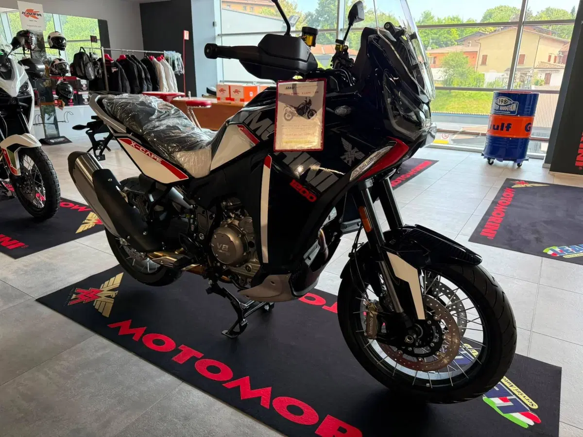 Moto Morini X-Cape 1200 (2026) (2)