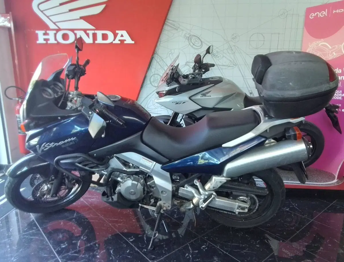 Suzuki V-Strom 1000 (2002 - 06) (2)