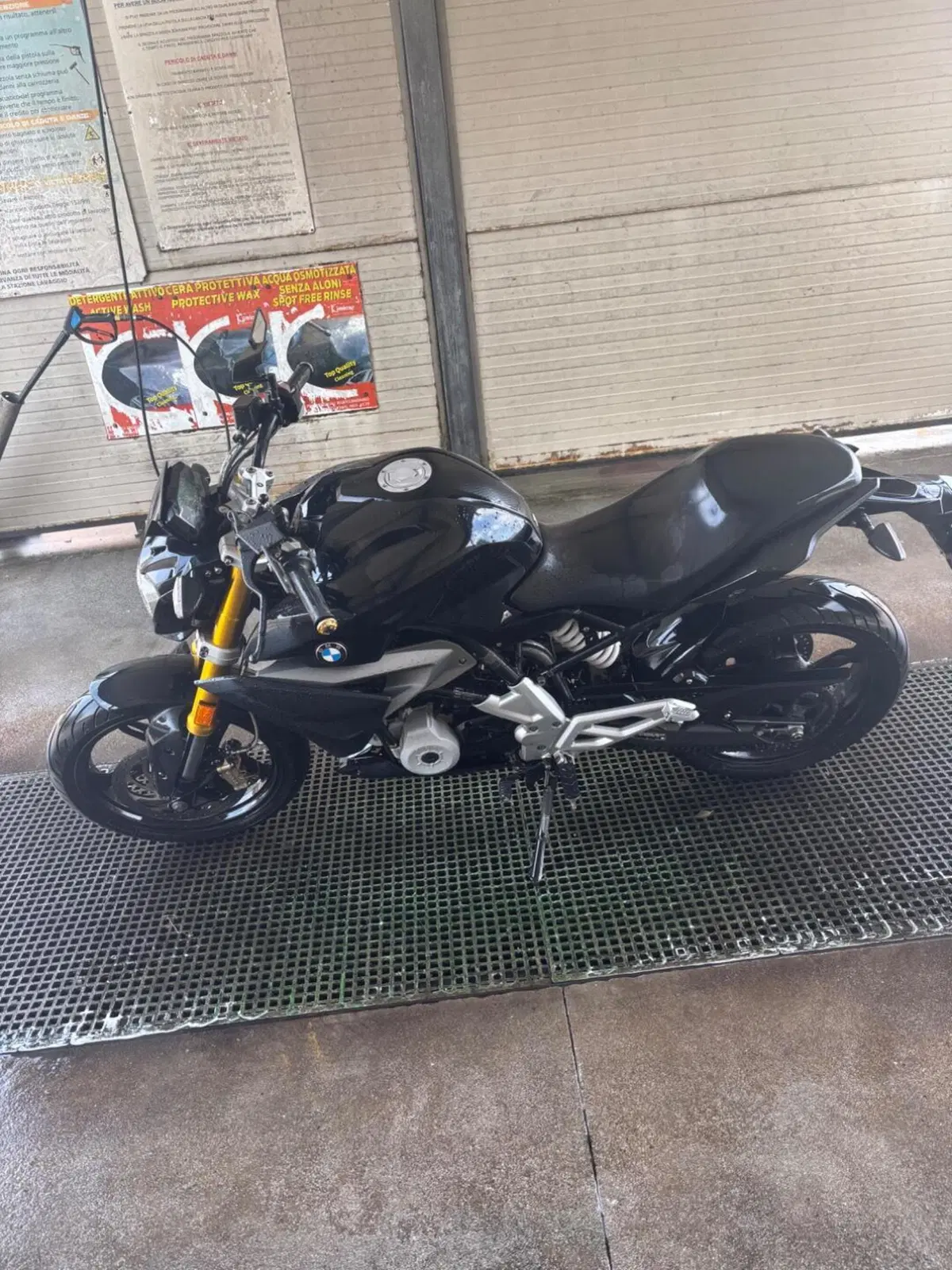 Bmw G 310 R (2021 - 25) (4)