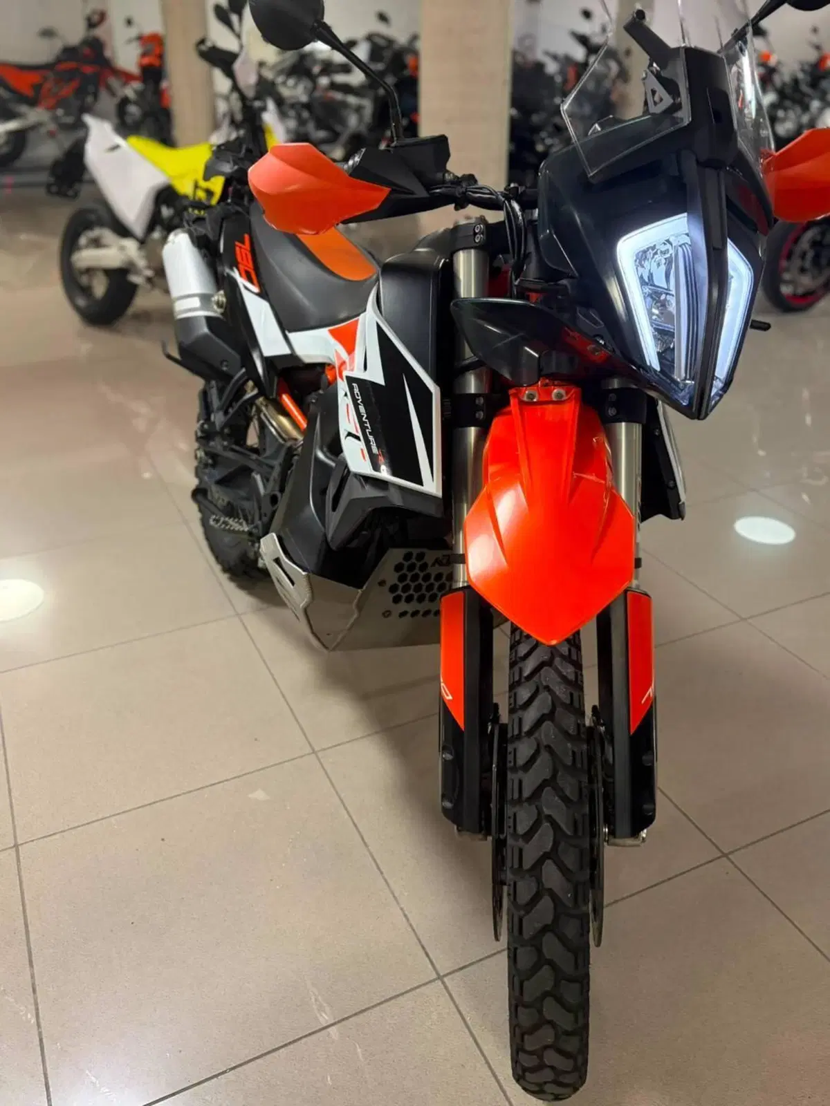 KTM 790 Adventure (2019 - 20) (4)