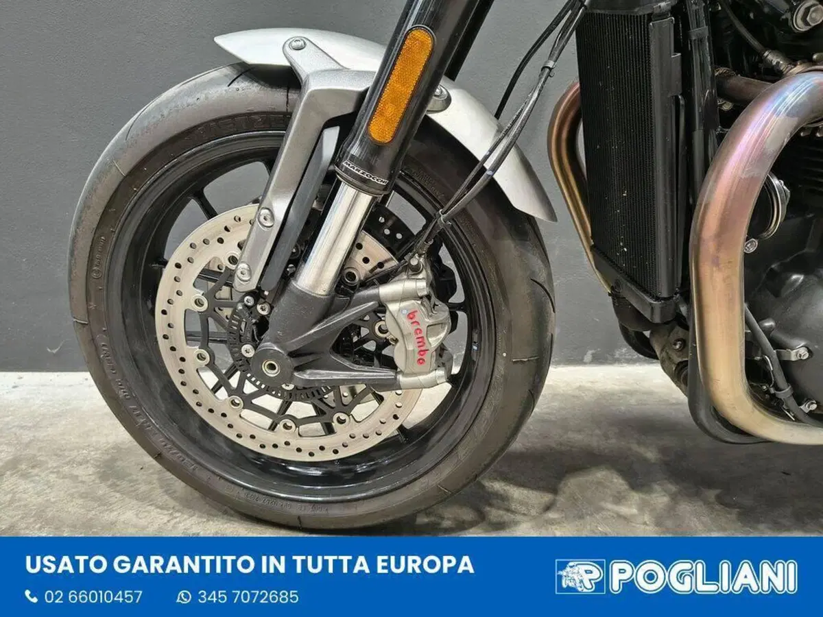 Triumph Speed Twin 1200 (2021 - 24) (12)