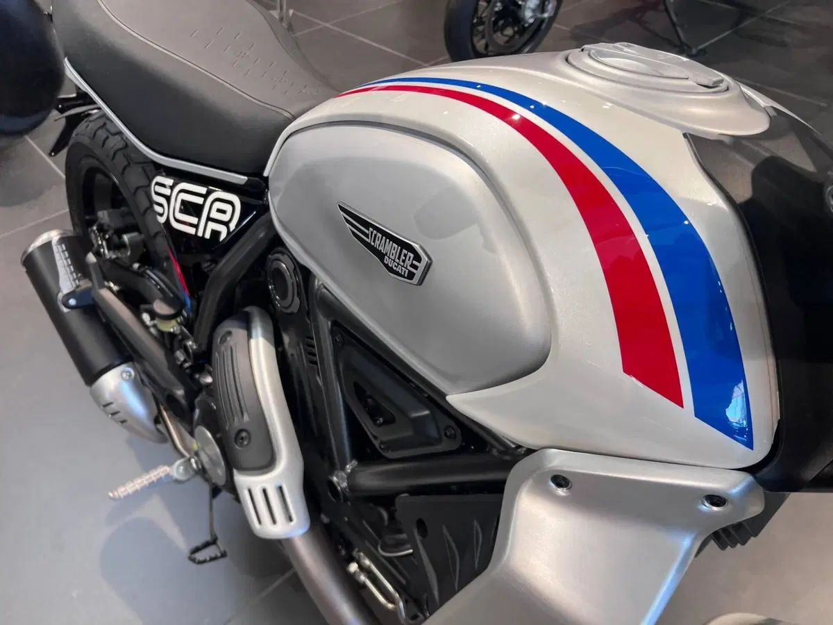 Ducati Scrambler 800 Icon (2025 - 26) (10)