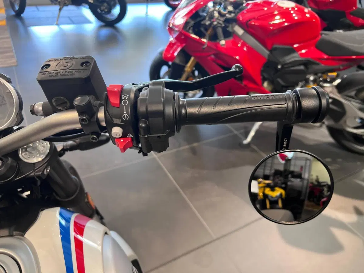 Ducati Scrambler 800 Icon (2025 - 26) (13)