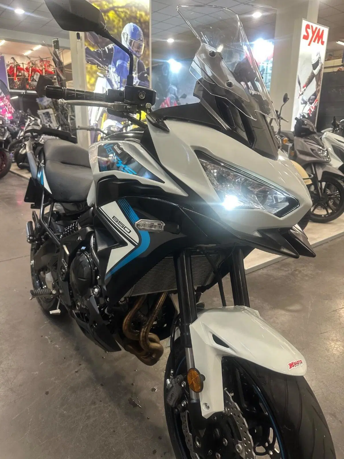 Kawasaki Versys 650 (2025 - 26) (5)