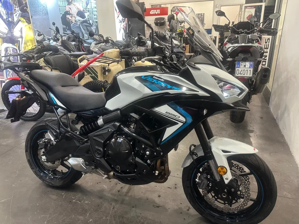 Kawasaki Versys 650 (2025 - 26) (7)