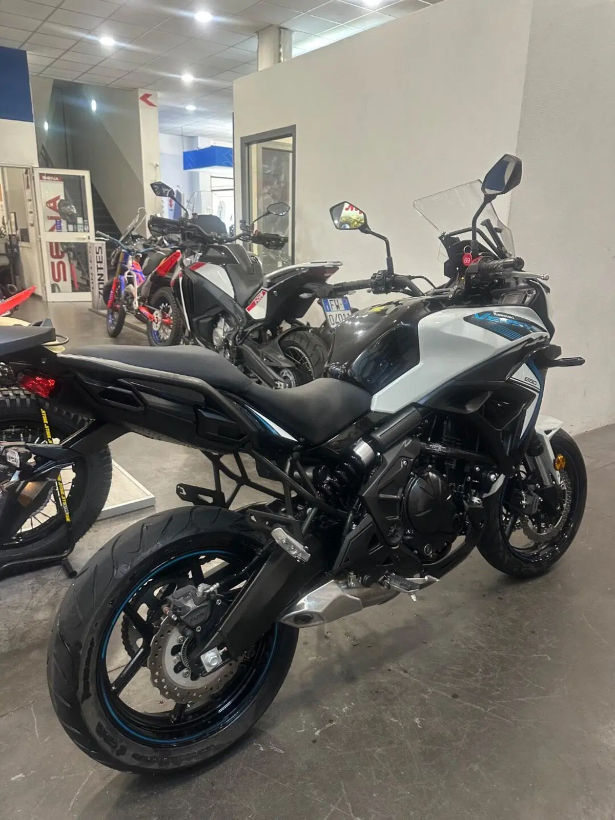 Kawasaki Versys 650 (2025 - 26) (10)