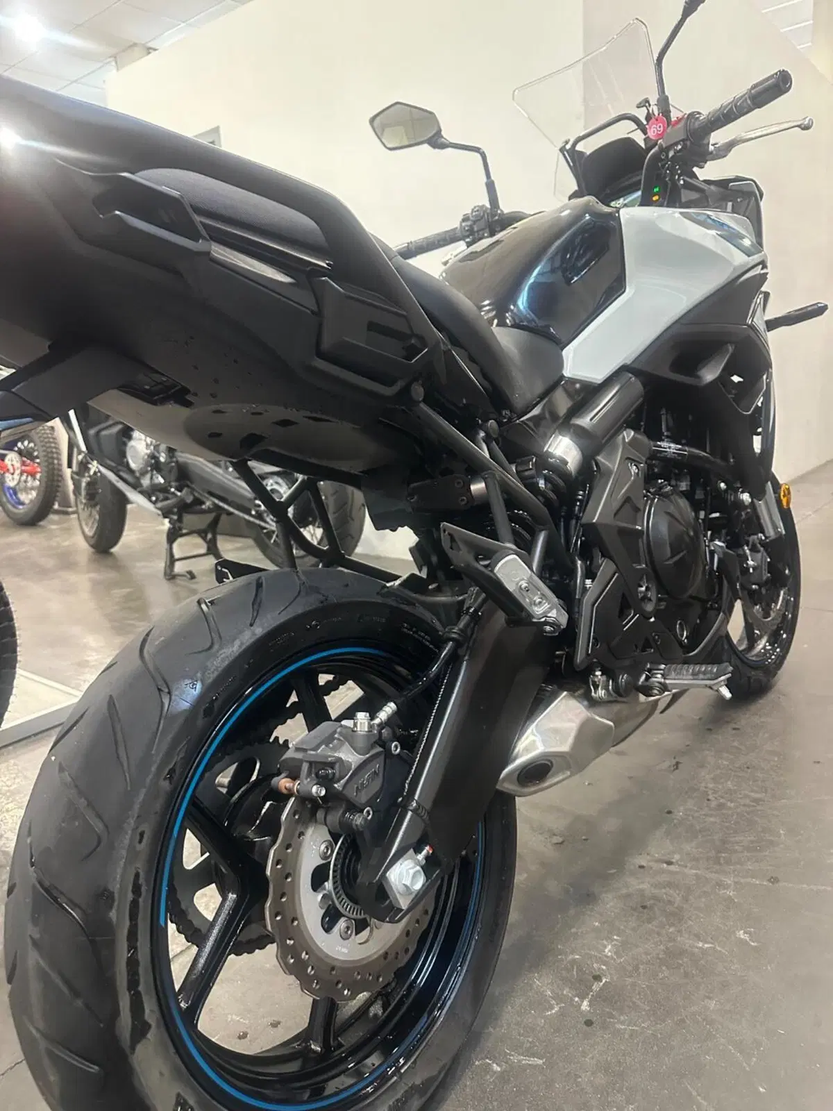 Kawasaki Versys 650 (2025 - 26) (11)