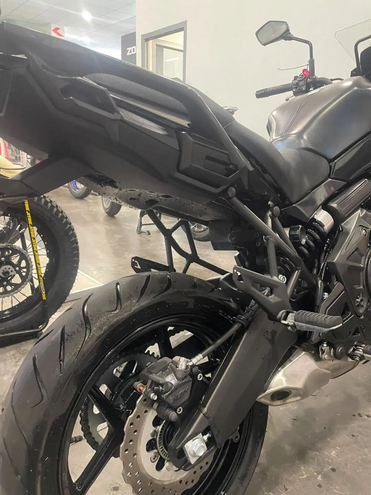 Kawasaki Versys 650 (2025 - 26) (4)