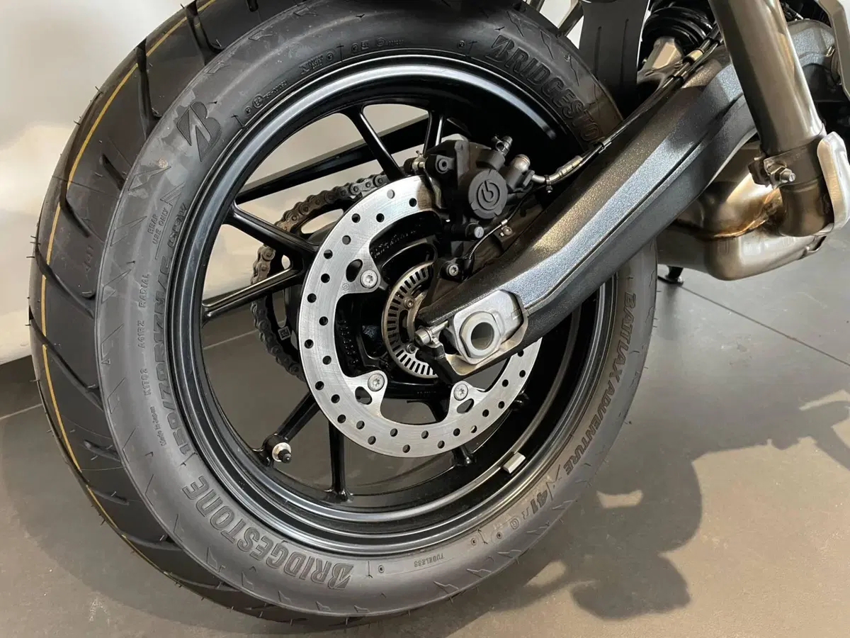 Bmw F 800 GS (2024 - 26) (2)